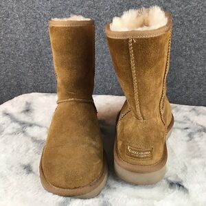 Koolaburra by UGG Suede Leather Mid Calf Boots Size 8